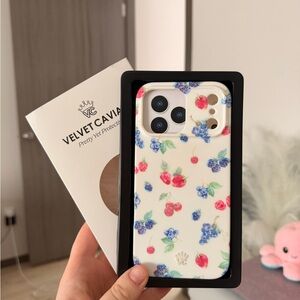 Velvet Caviar Berry Baby Iphone 17 pro max case